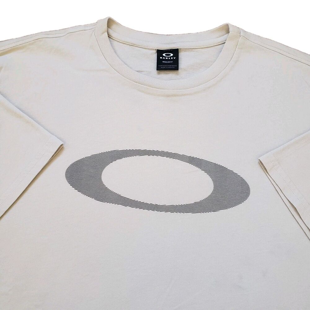 Vintage Y2K Oakley Classic Logo L-XL Mens Regular Fit Cream Double Side T-Shirt